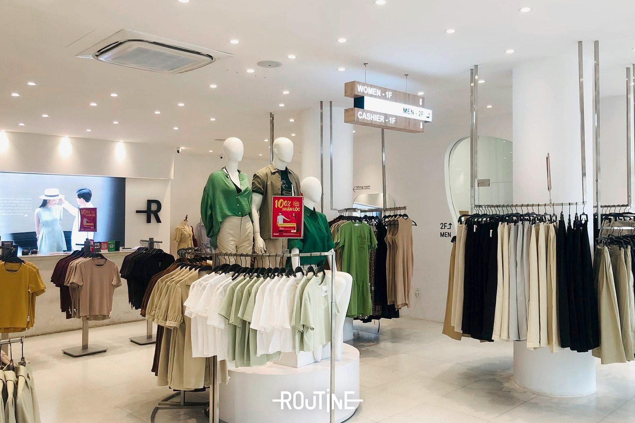 Routine-Tuyển dụng